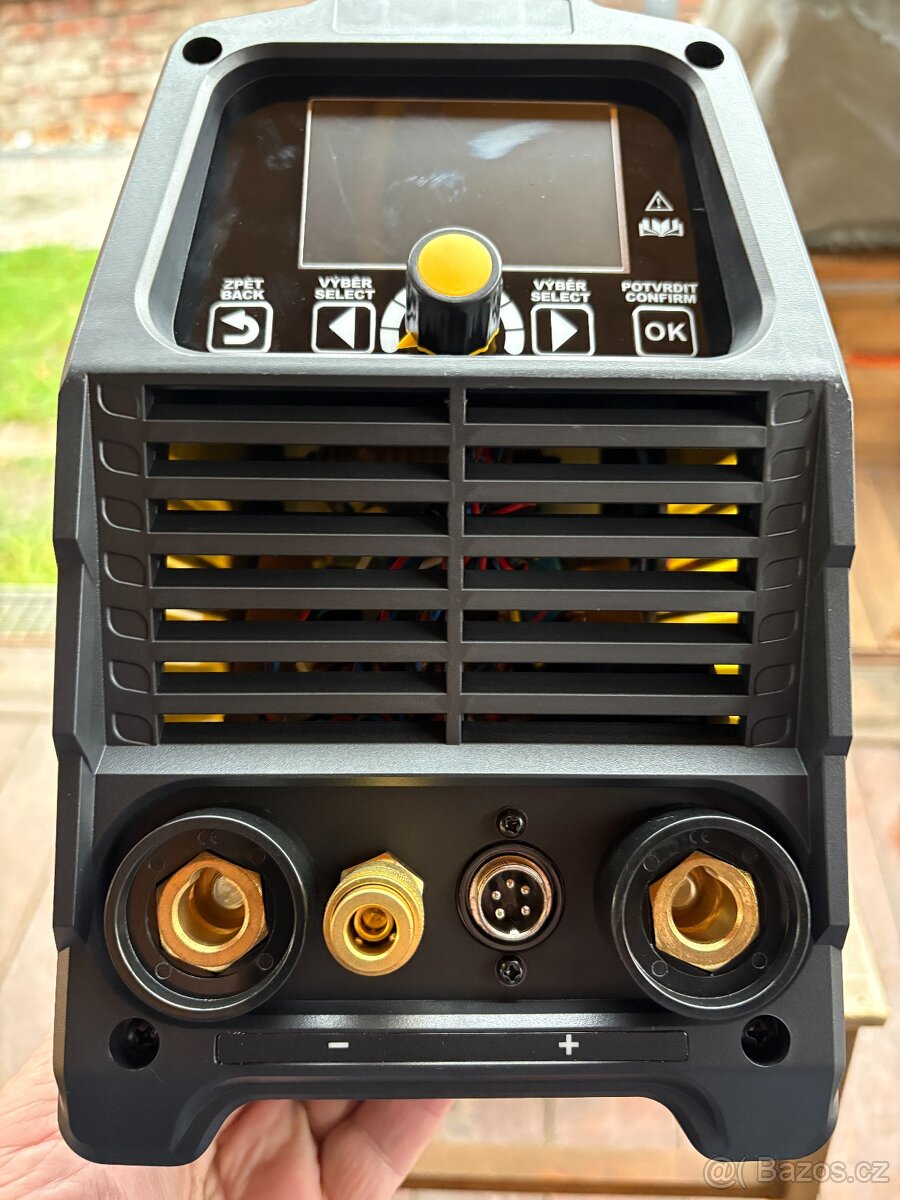 Svářečka TIG/MMA - Kowax GeniTig 210 LCD,vč.příslušenství