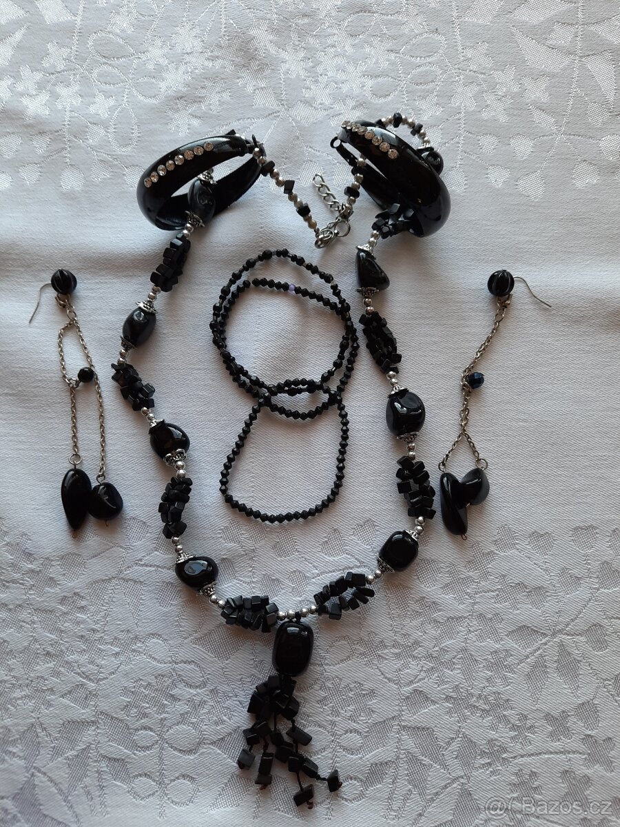 Souprava bižuterie