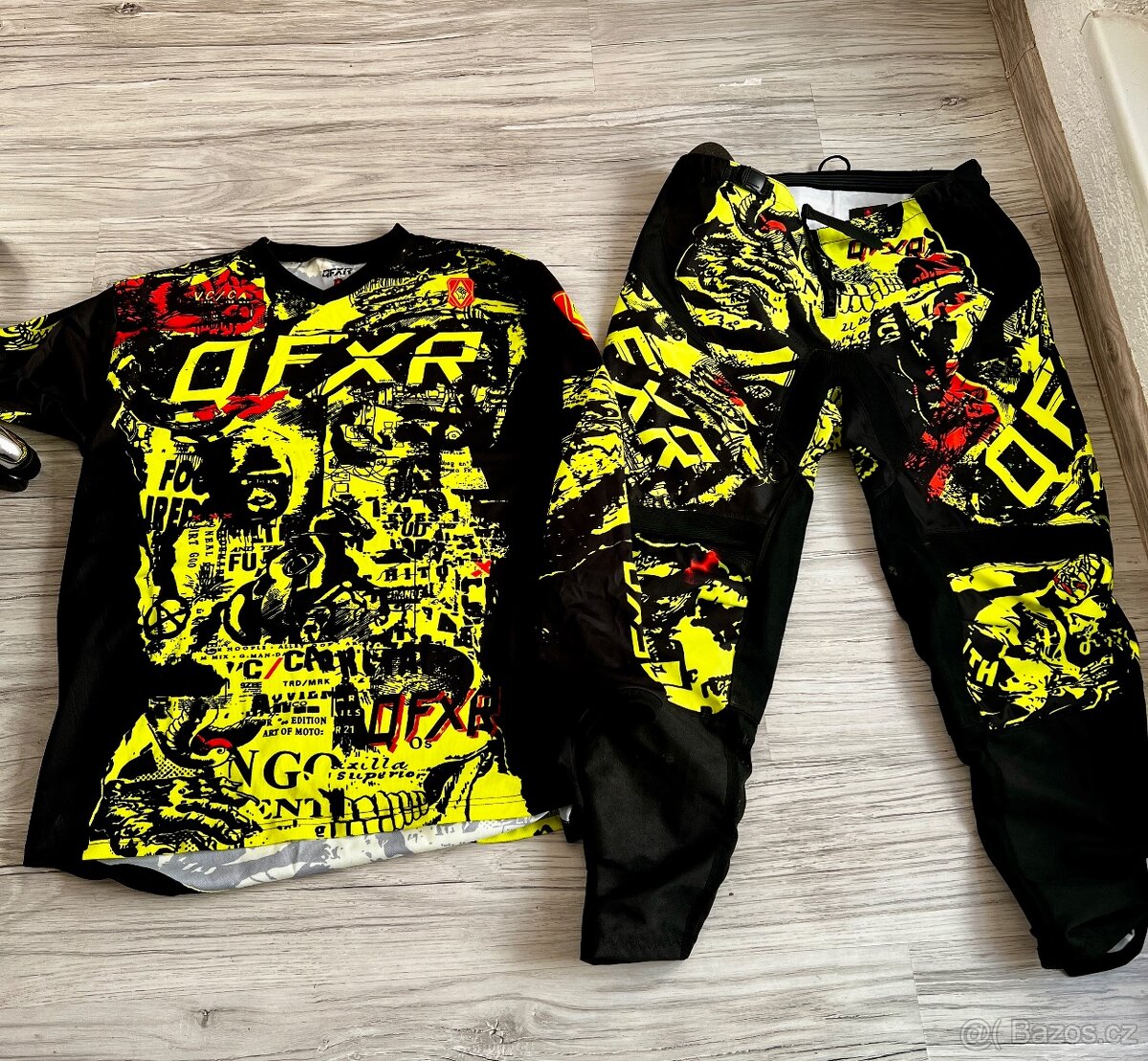 Oblečení Motokross XL