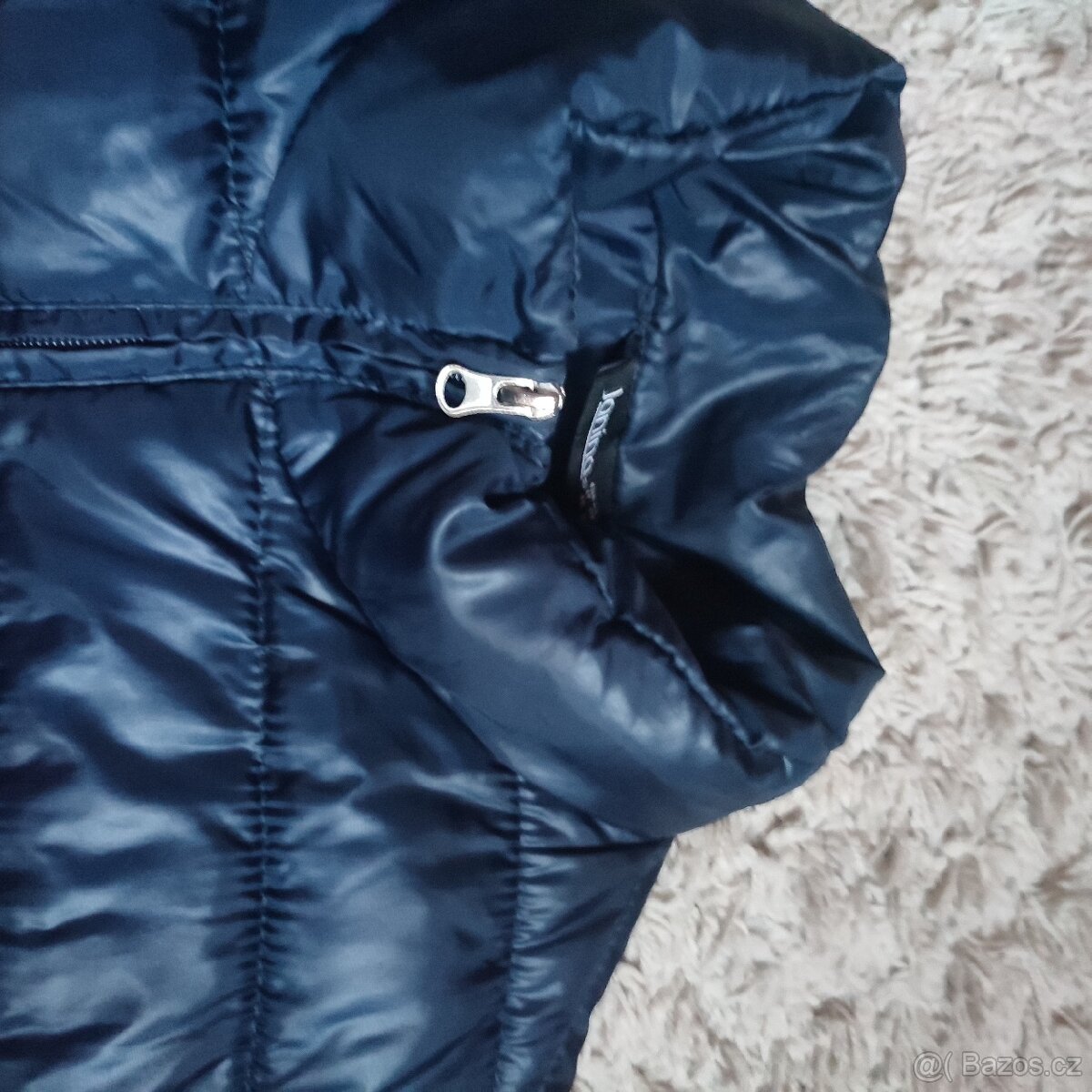 krásná zimní bunda