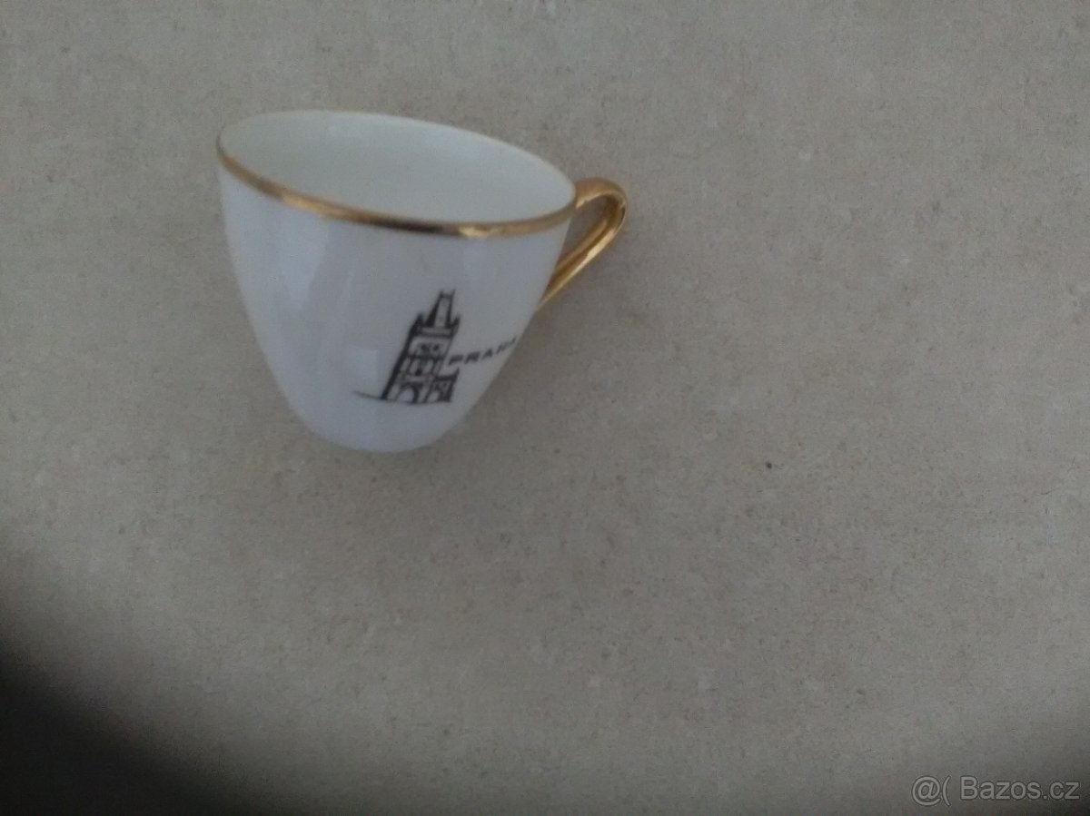 Retro hrnečky s motivem Prahy