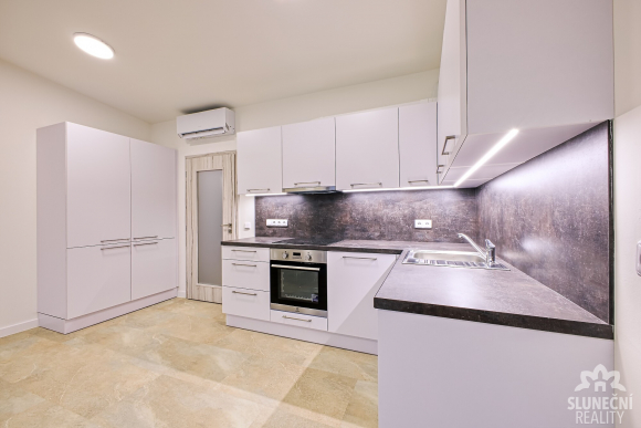 Pronájem bytu 1+kk, 32 m² v novostavbě s terasou, lokalita P