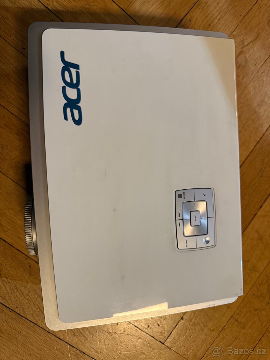 Projektor Acer K520 hybrid LED/laser