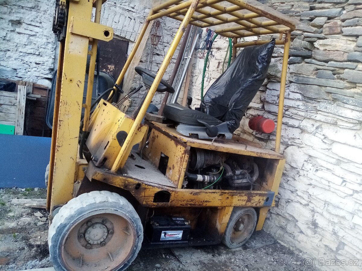 Vysokozdvizny vozík