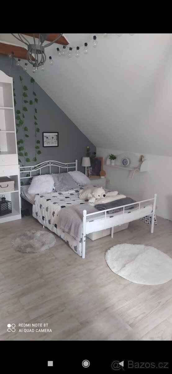 Prodám postel