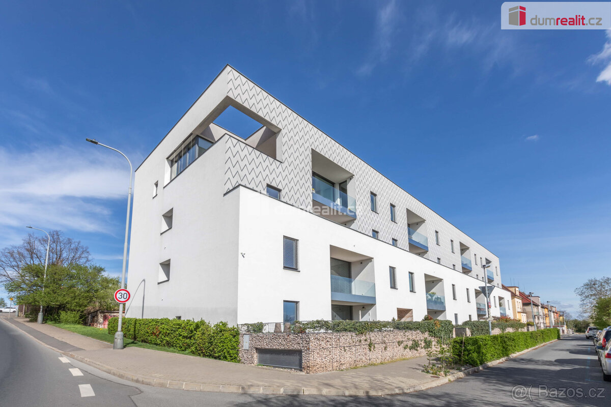 Prodej luxusního bytu 4+kk v Praze, Prosek