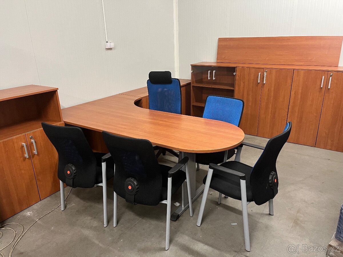 Kancelářský nábytek-Mirošovice u Prahy