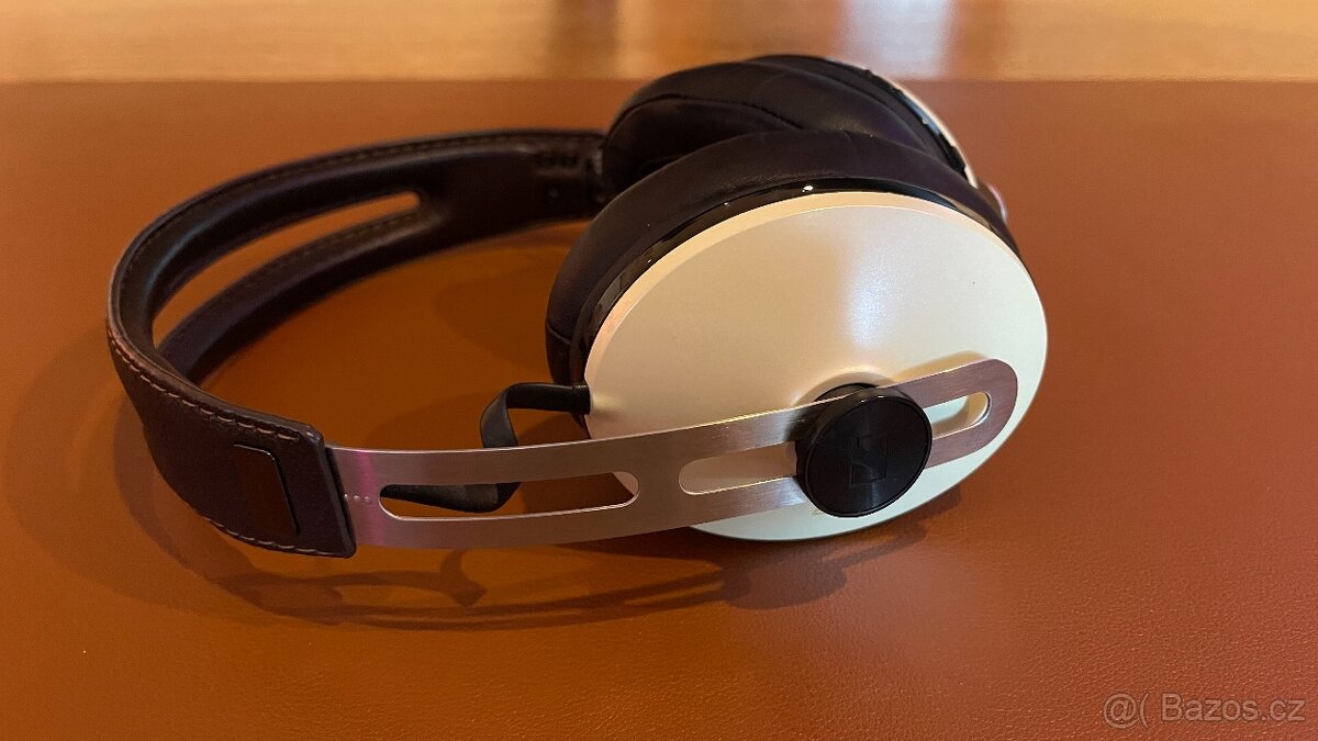 Bezdrátová sluchátka Sennheiser Momentum M2