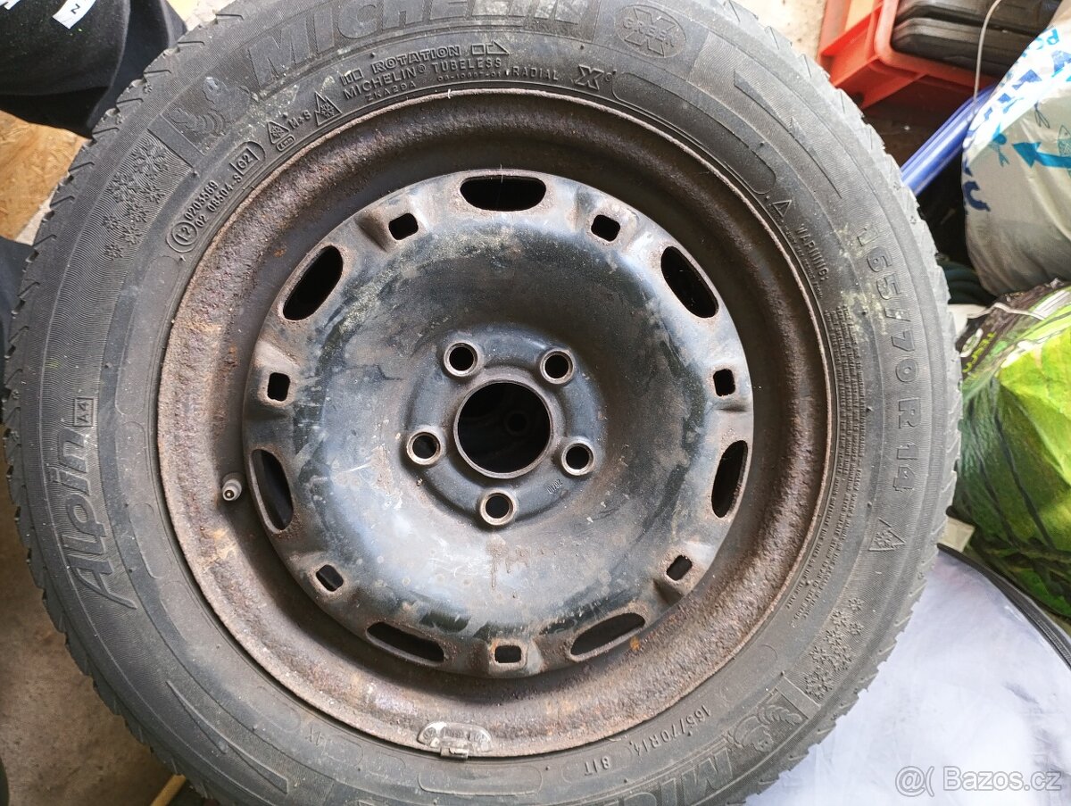 Plechové disky s pneu na výměnu r15 5x100