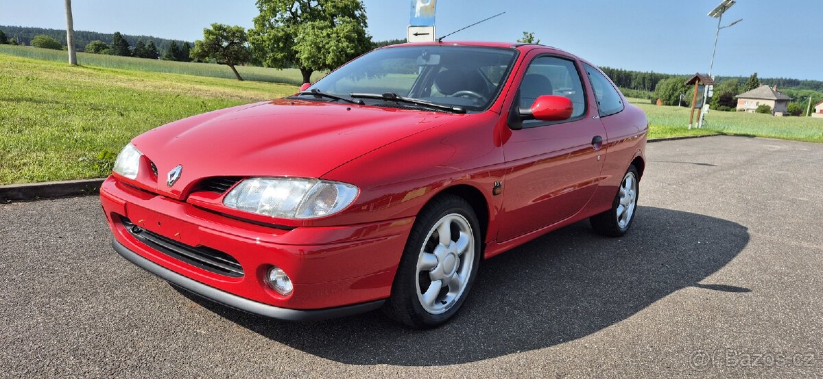 Renault Megane 2.0 16v F7R 1996 21tkm Novy Vůz