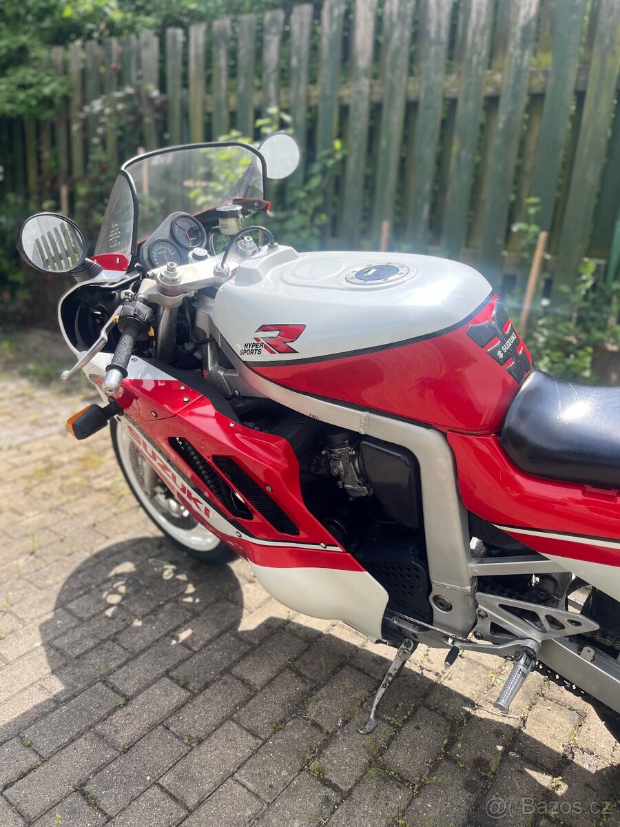Suzuki Gsxr 750 1988.