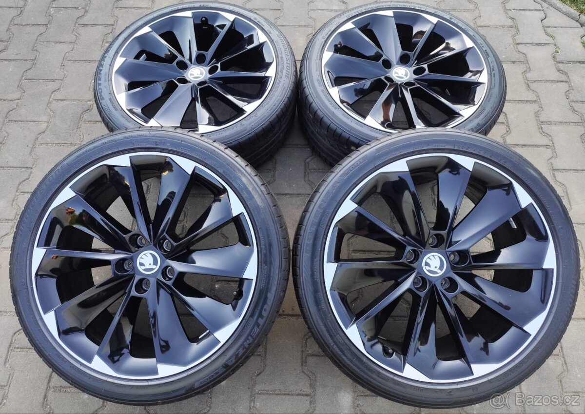 Originál sada disků Škoda Superb III 5x112 R19 Supernova