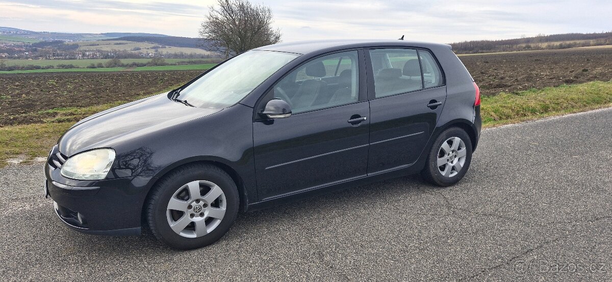 VW Golf 2.0Tdi automat