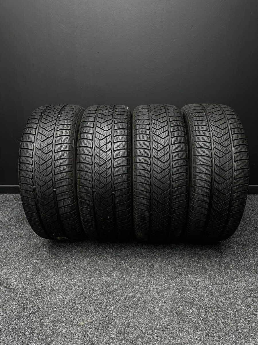 Sada pneu Pirelli 235/65/17 108H