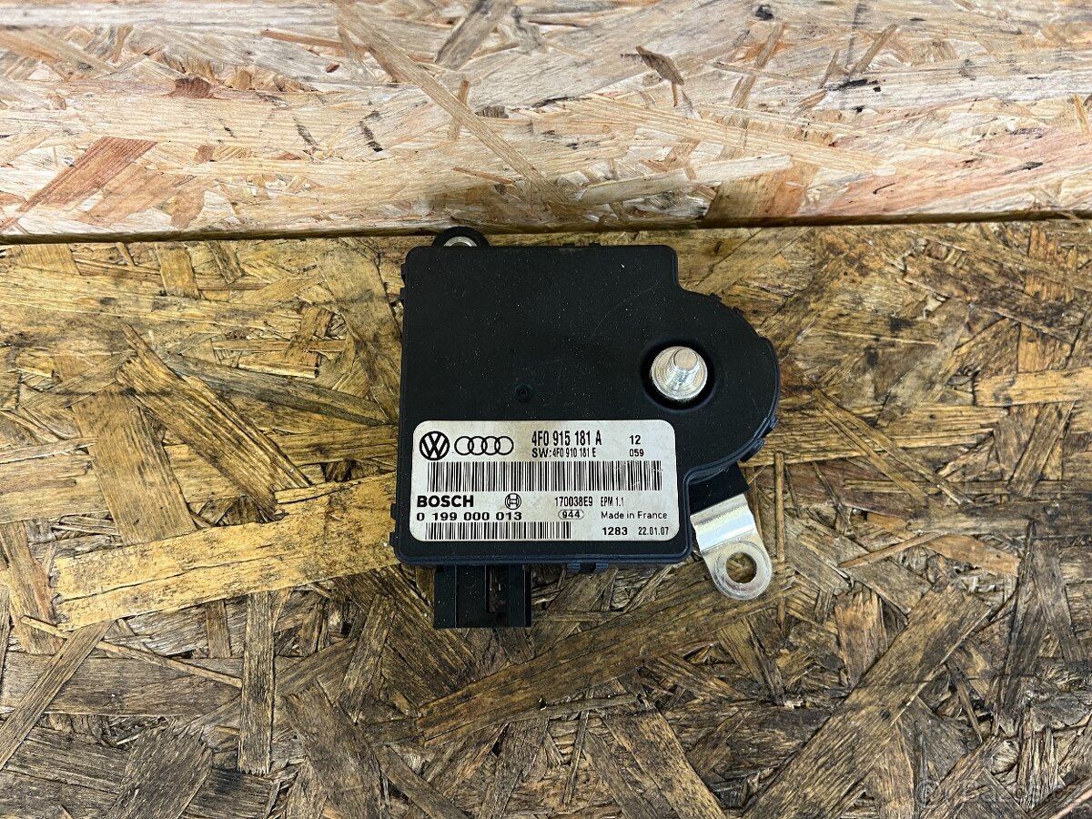 ŘÍDICÍ JEDNOTKA KONTROLY BATERIE AUDI A6 4F 4F0915181A