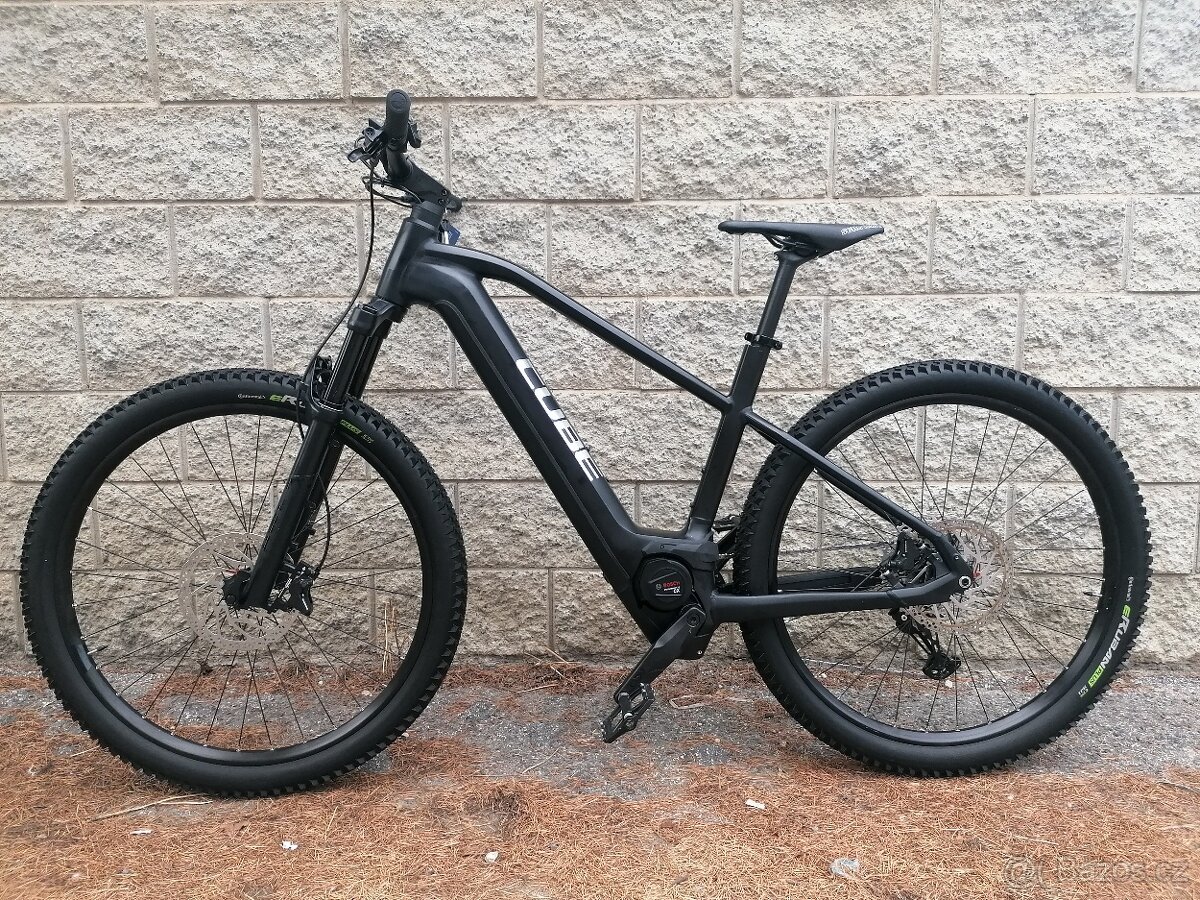 CUBE 29 REACTION HYBRID SL750 /NABEHANE 780 Km/