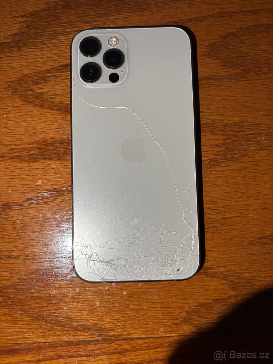 iPhone 12 Pro 128 GB Gold – TOP STAV + příslušenství