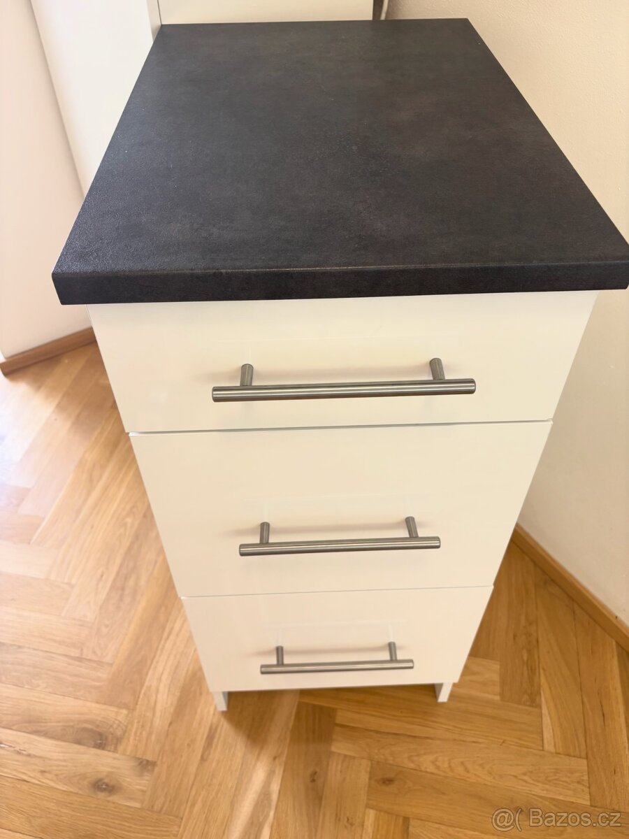 Skrinka so zásuvkami, KNOXHULT - IKEA