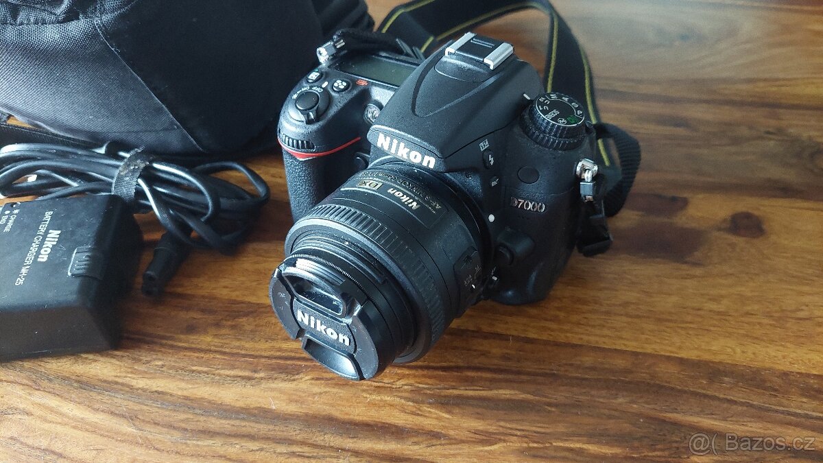 Nikon D7000 + Nikkor 35 mm 1:1.8G