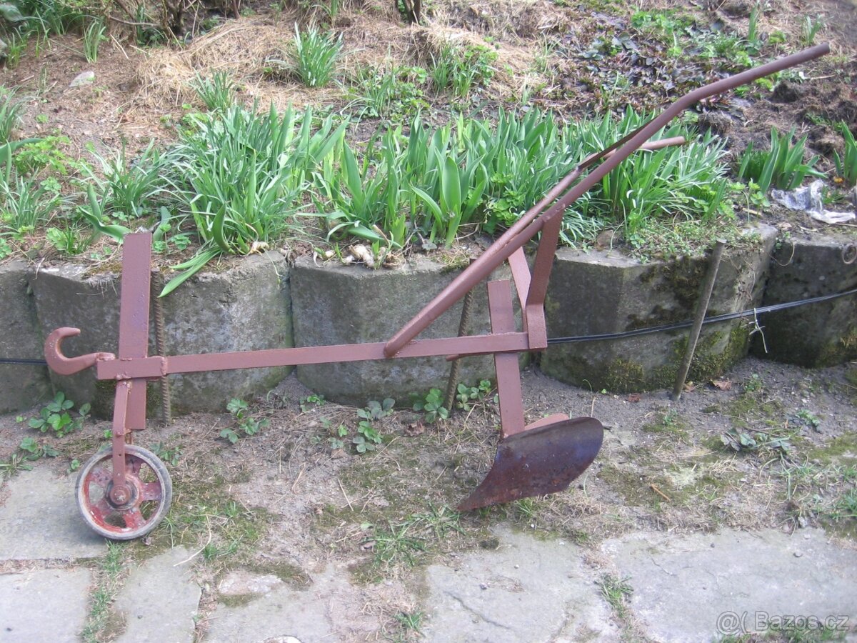 brána, hrobkovač, závěs, rám na brány