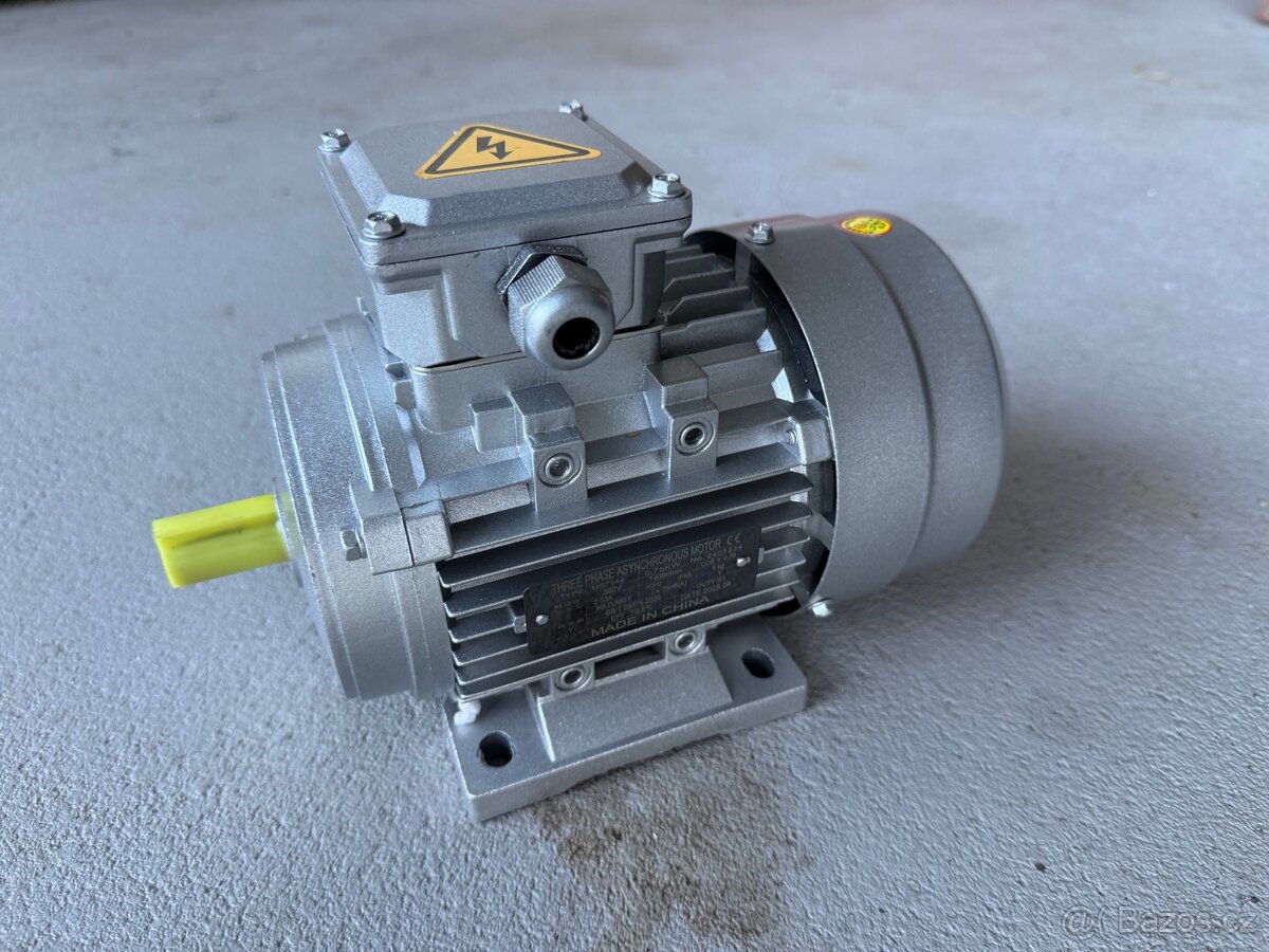3-fázový eletromotor 750W 1400ot/min