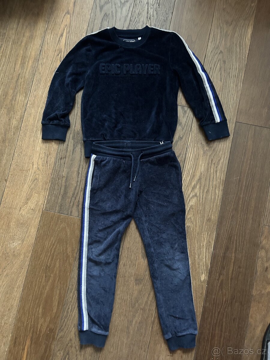 tepláková souprava C&A Vel. 122