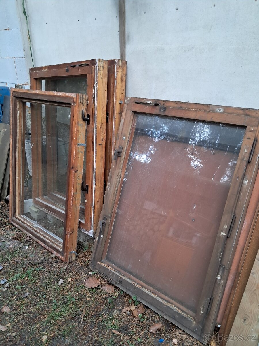 Dřevěná okna  880 × 1180