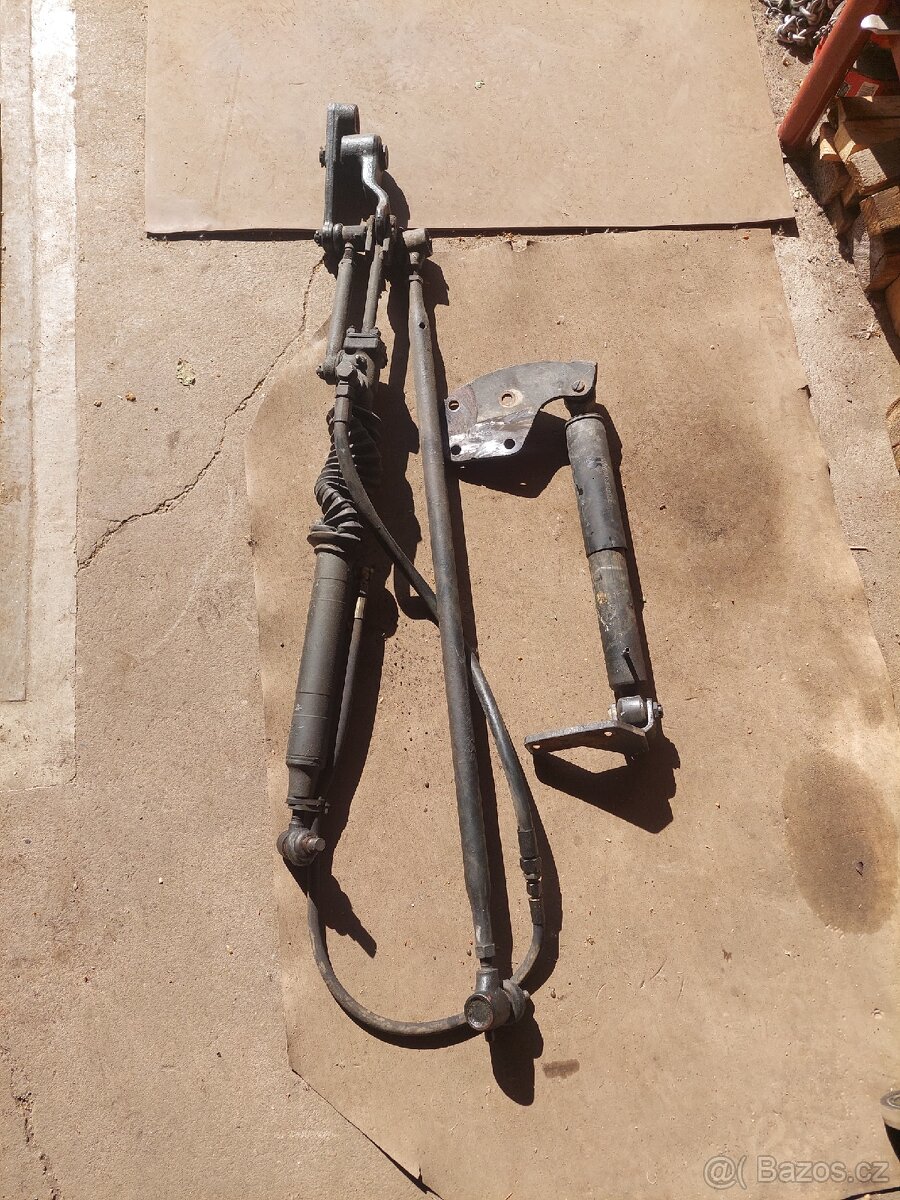 Posilovač řízení zetor