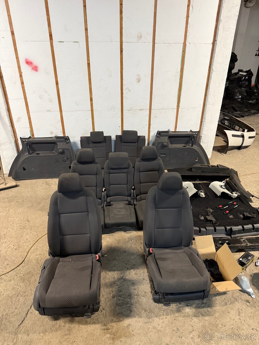 Sedačky 7 míst VW touran 1T1
