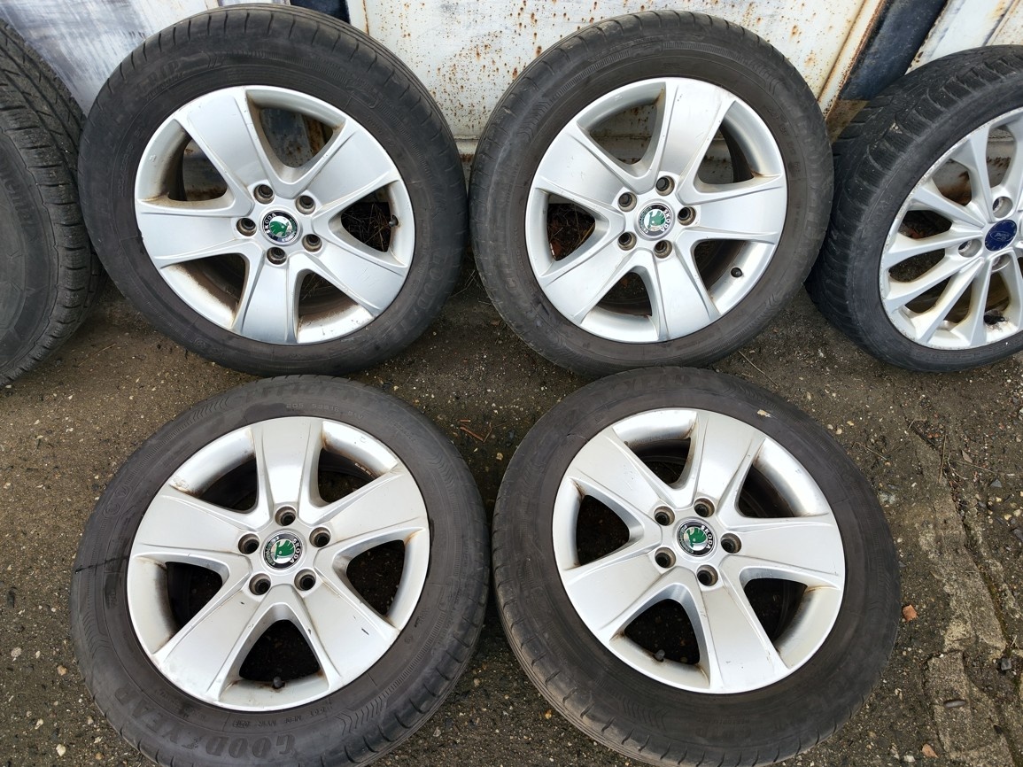 16"letní alu sada Crateris 5x112 origo Škoda Octavia 2 Golf