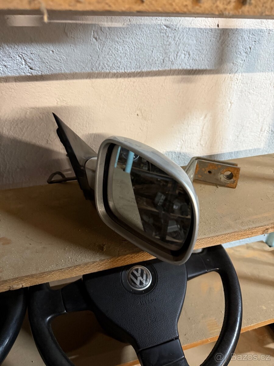 Pp zrcátko pasaat b5.5