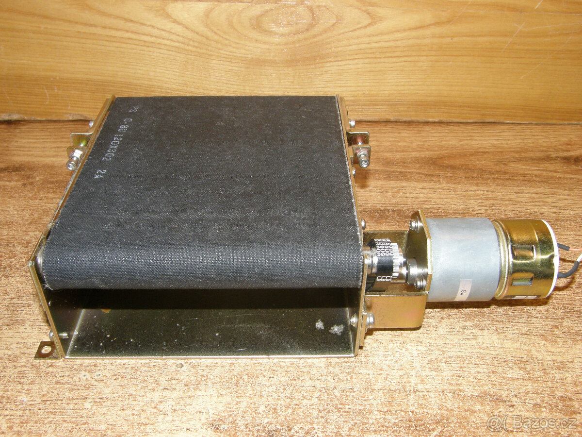 Běžící pás - elektrický pásový dopravník s motorem DC 24 V