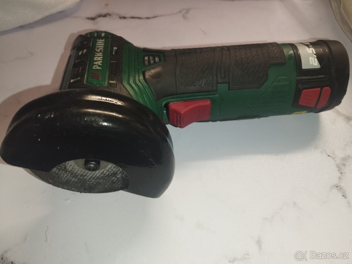 Prodám Úhlovou brusku.