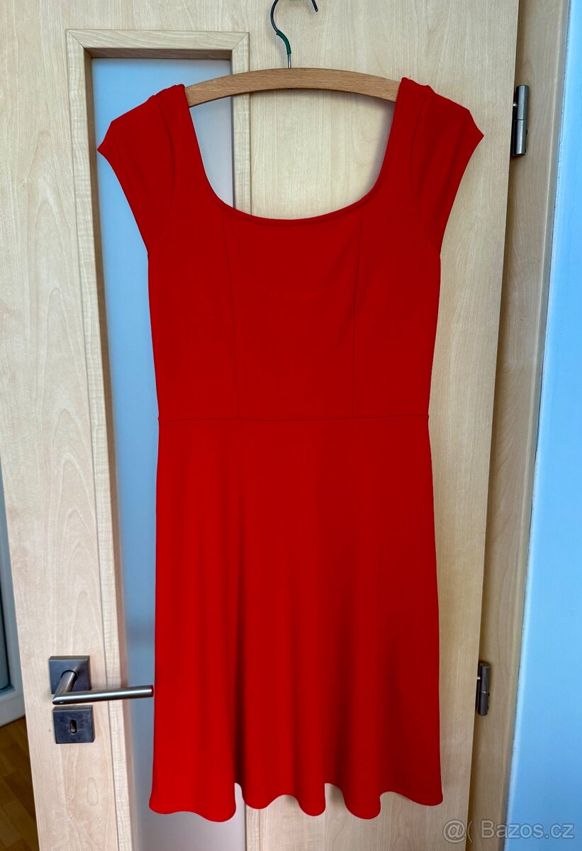 Dám. červené mini šaty, Lindex, vel. S, sleva.
