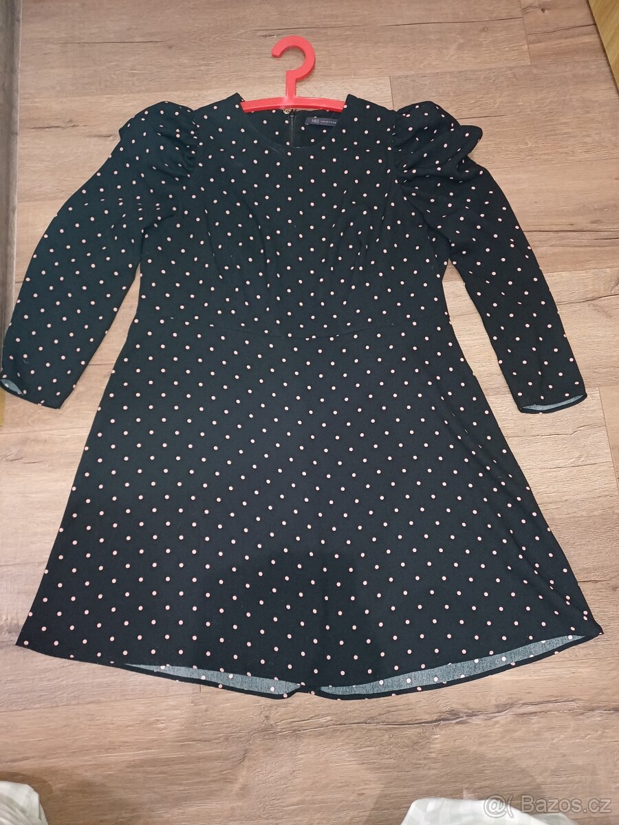 Šaty značky Marks & Spencer velikosti 46