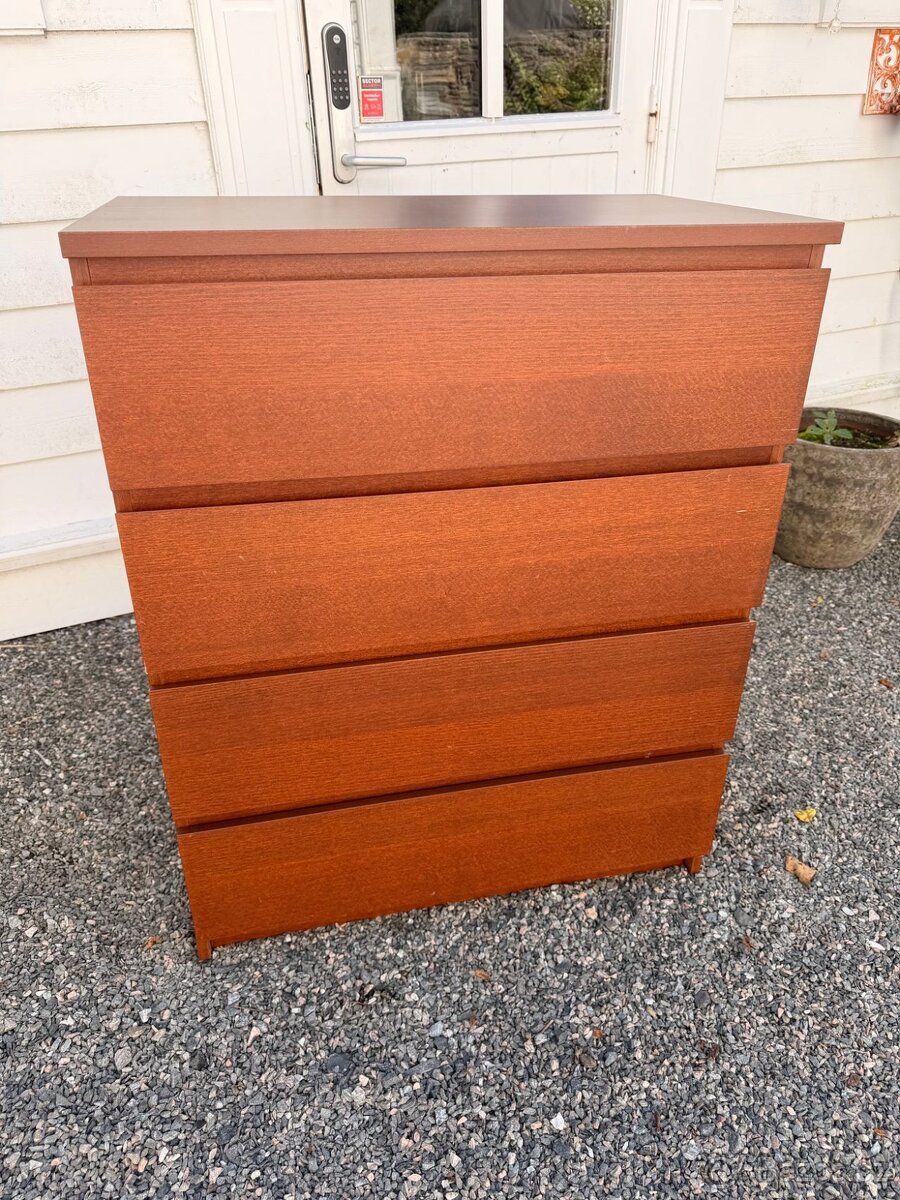 Prodám komodu IKEA MALM