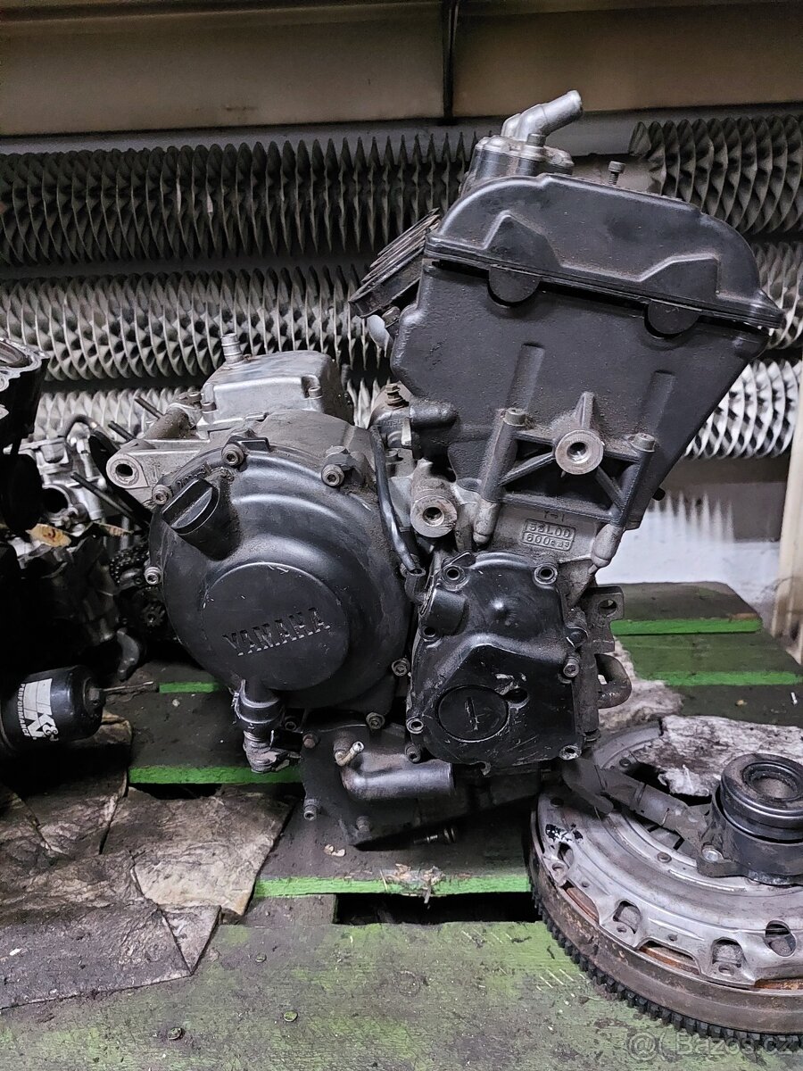 Motor yzf-r6 03-04