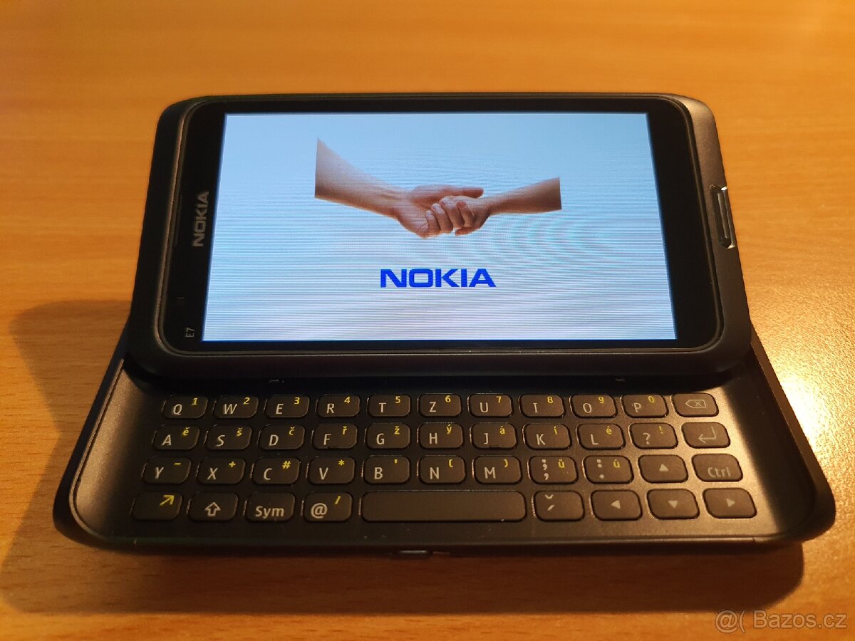 Nokia E7 black