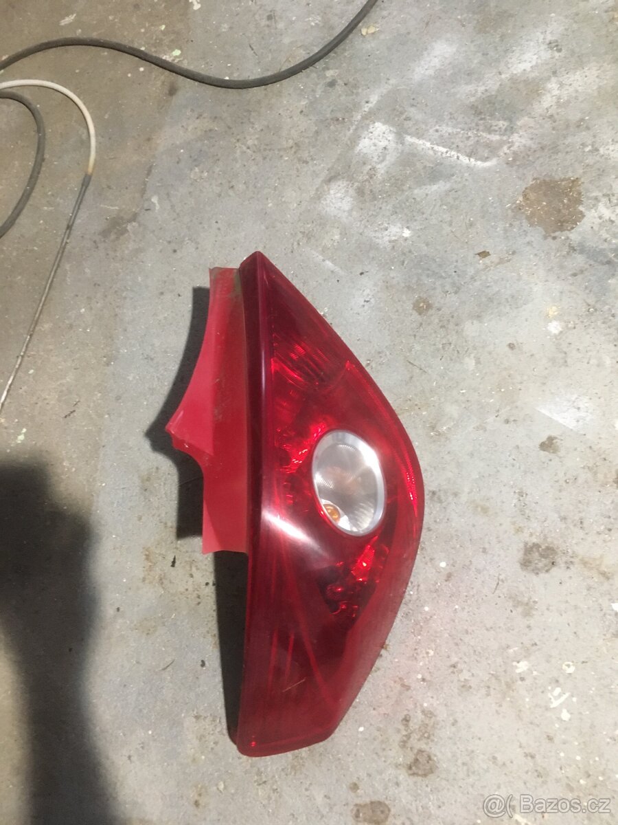 Zadni levý světla Opel Corsa D