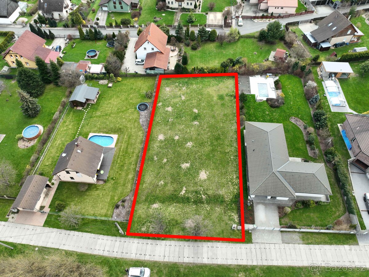 Prodej stavebního pozemku v lukrativní lokalitě Minkovice