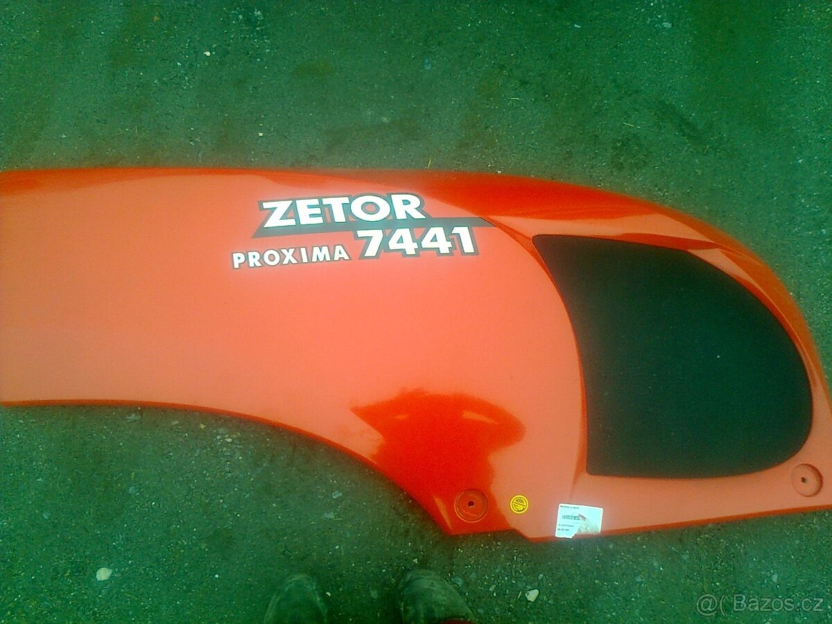 bočnice kapoty Zetor Proxima