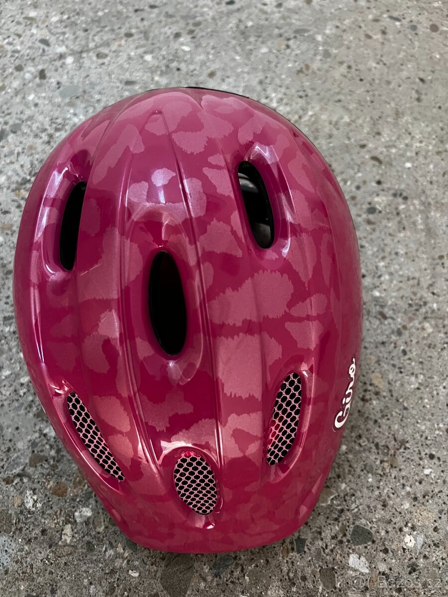Dětská helma na kolo - Giro vel. 50-55cm