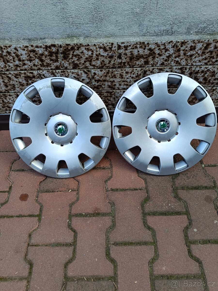 Poklice Škoda r15