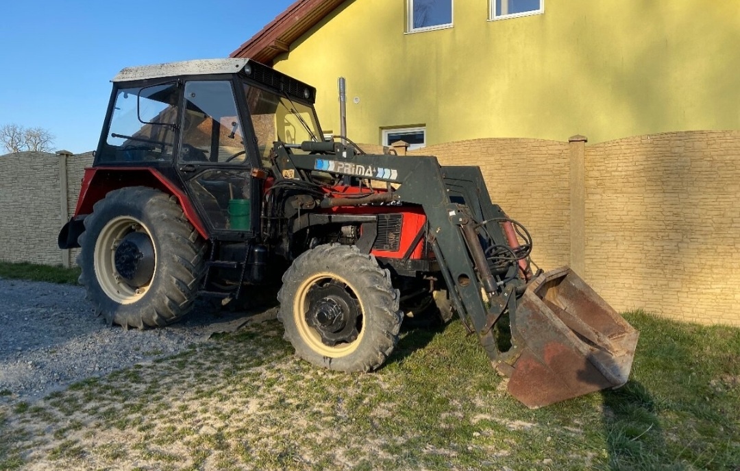 Čelní nakladač