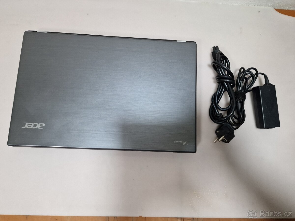Notebook Acer travelmate I3 intel