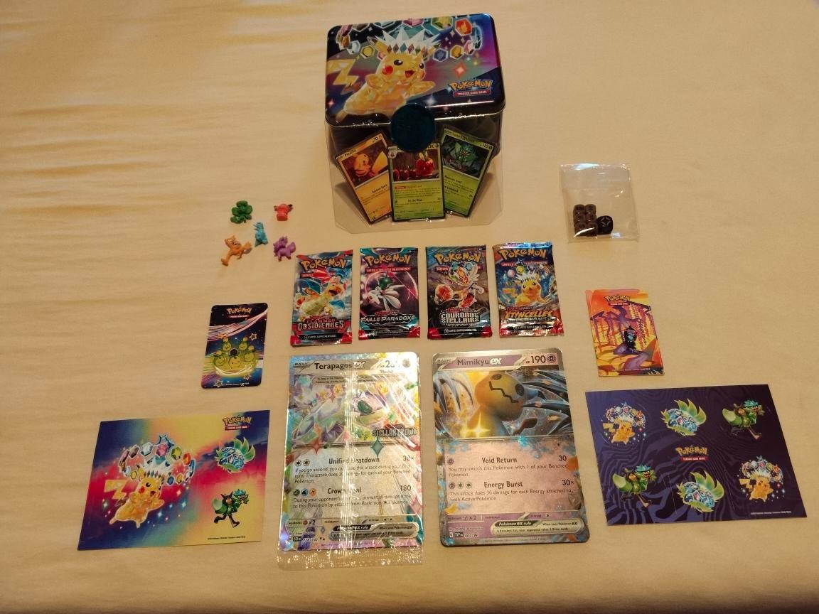 Pokémon Pikachu kufřík s boostery a příslušenstvím