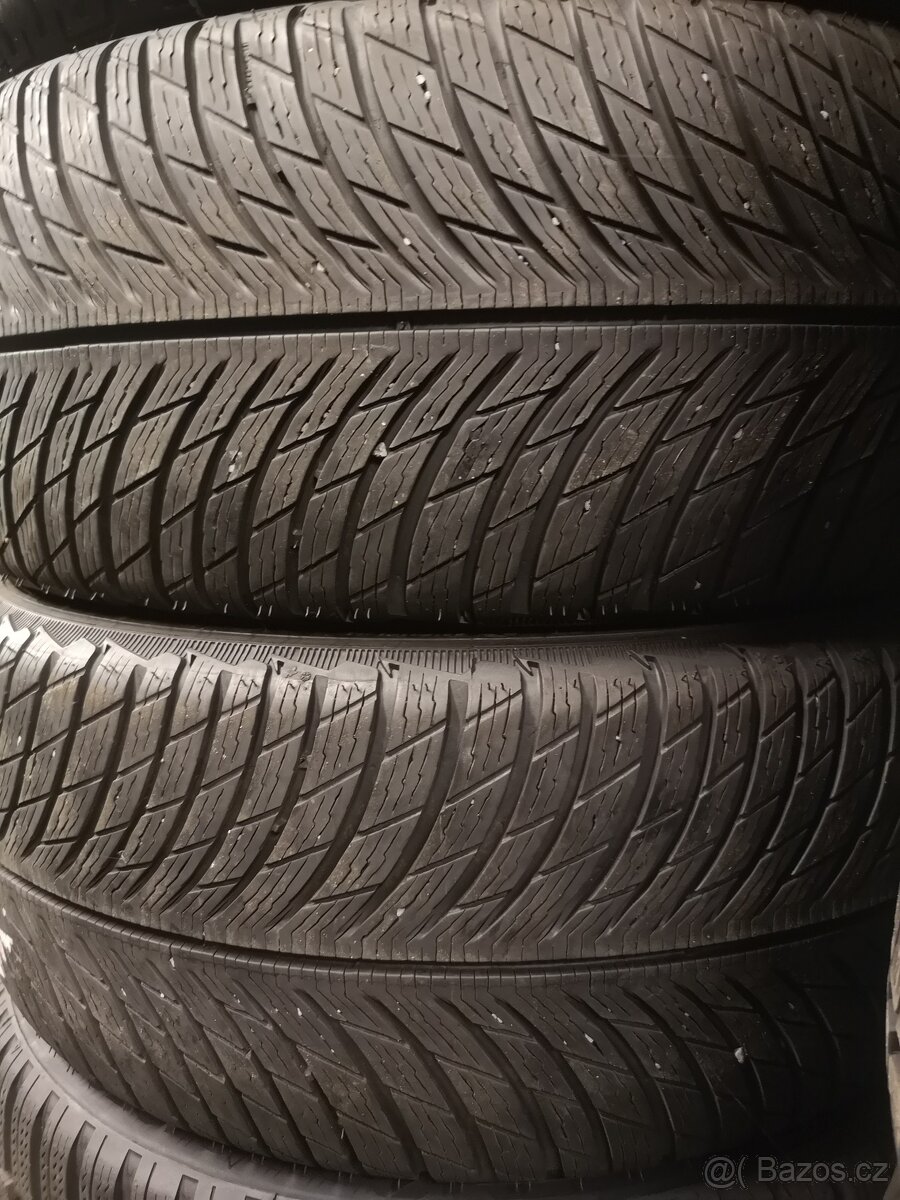 225/45 r18 225/45/18