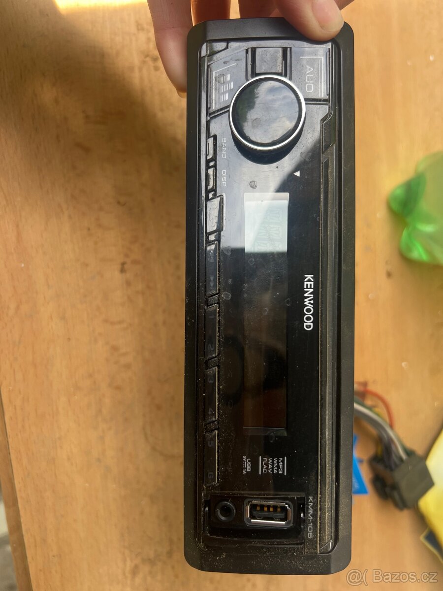Auto radio
