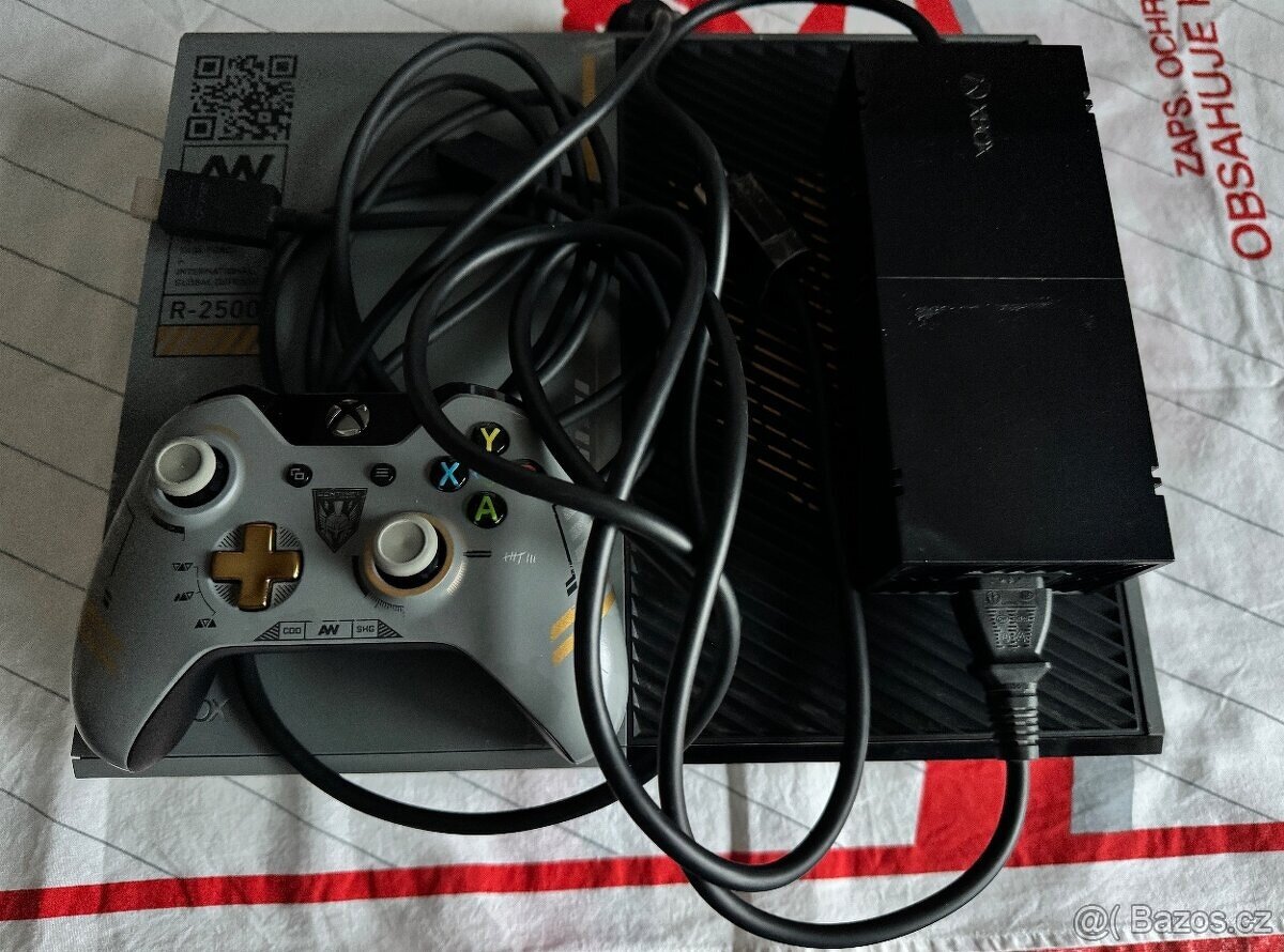 Xbox One 1 TB Call of Duty: Advanced Warfare Limited Edition
