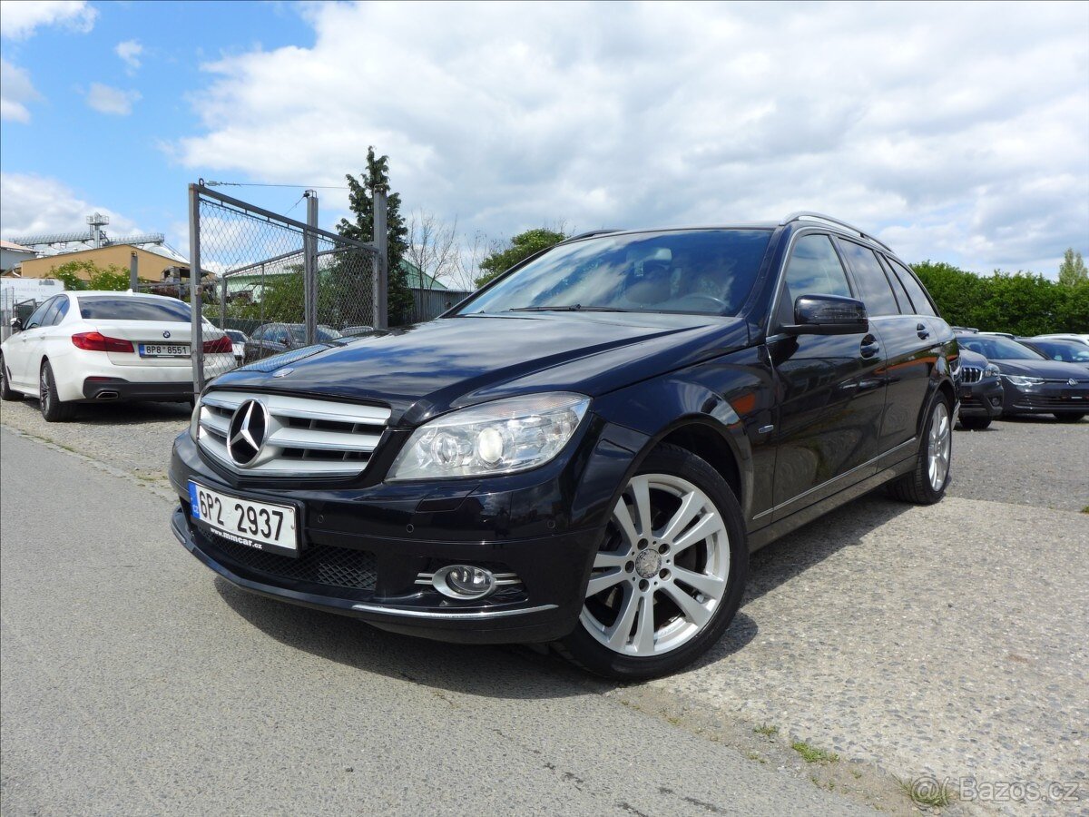 Mercedes-Benz Třídy C 2,2 CDI 125KW AVANTGARDE